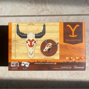 Yellowstone Skull Building Set - Black, Red, White